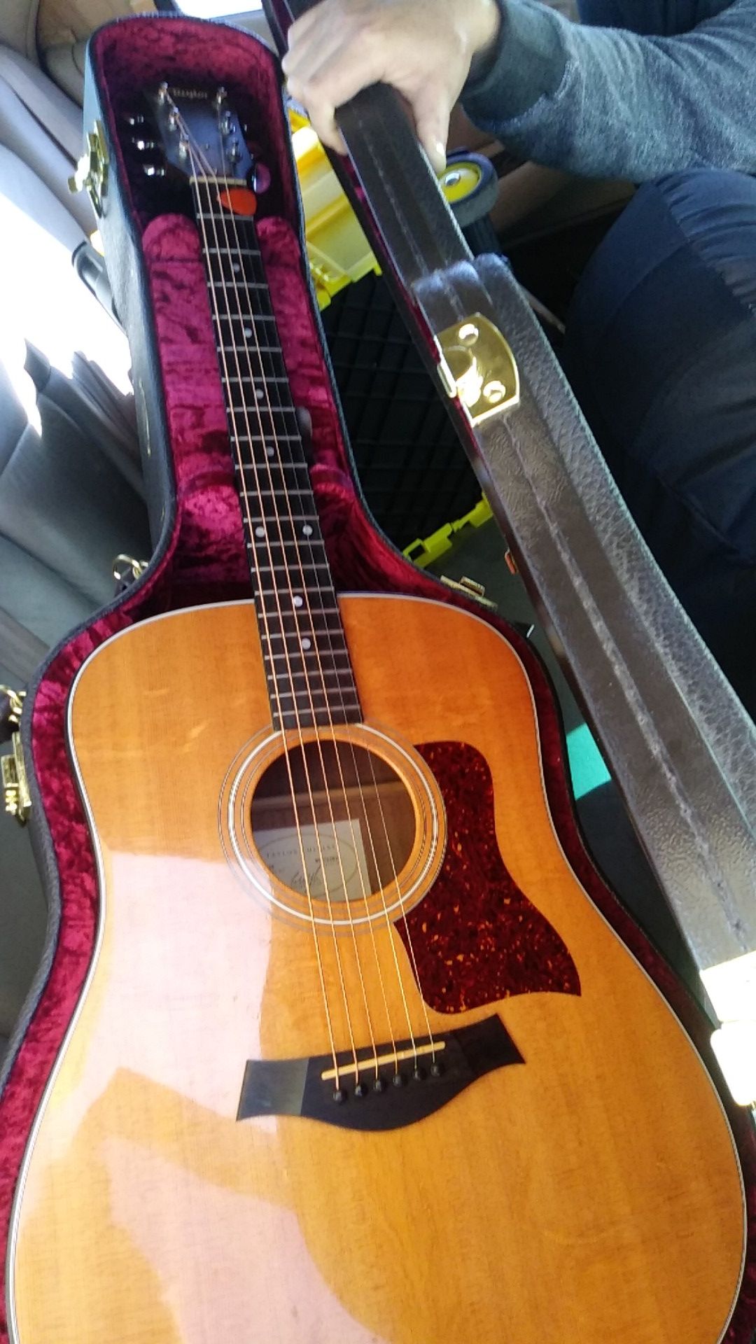 1999 Taylor 310 acoustic guitar