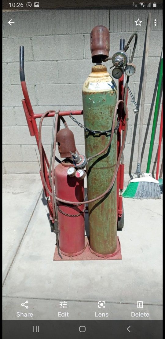 Oxygen Acetylene Set Up Both Are Little Over Half Full. Comes With Hoses And Torch $400 