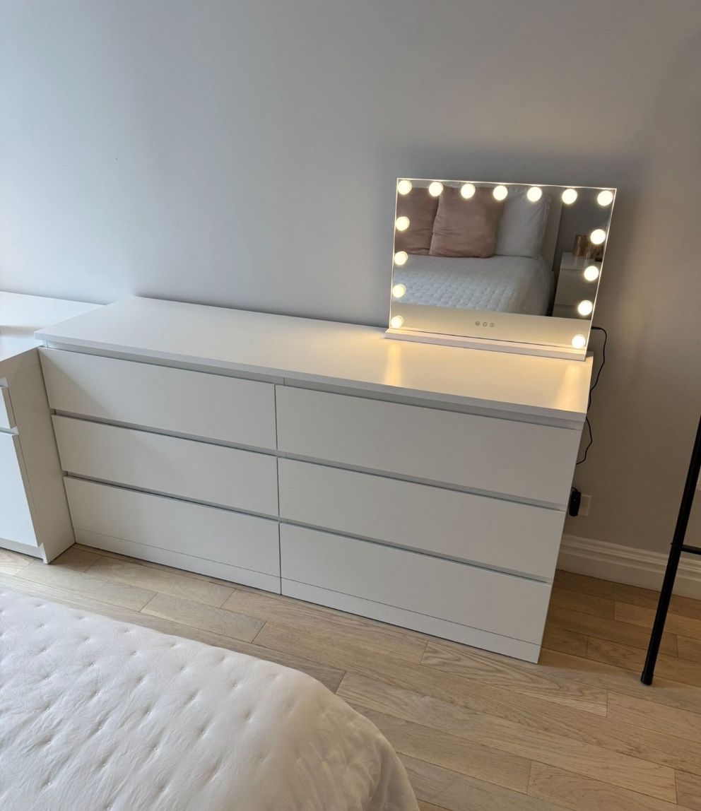 WHITE Dresser With 6 Drawers