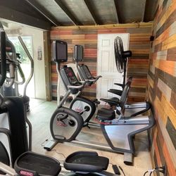 Star Trac S-RBx Commercial Recumbent Bike- Excellent Condition- Gym/Fitness 