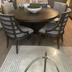 Gorgeous Dining set!