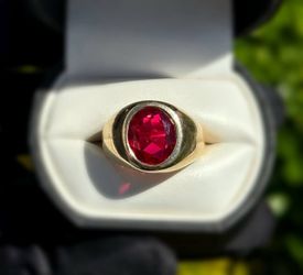 Jewelry 10k solid yellow gold red garnet 7.00CTW ring size 10