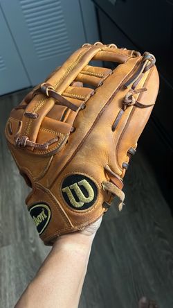 A2000 Baseball &softball glove
