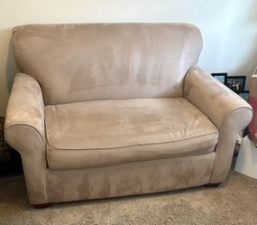 Twin Sleeper Loveseat with Pullout Bed – Excellent Condition – $299