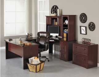 Realspace Broadstreet 65"W U-Shaped Executive Corner Desk, Cherry W/Hutch