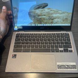 touchscreen laptop 