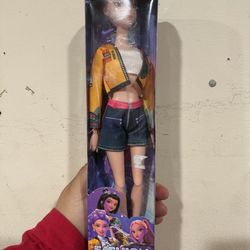 K-pop demon hunter dolls