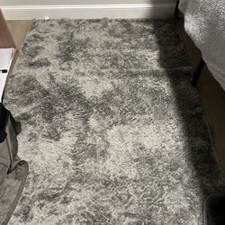 Rug - Carpet - Gray- 4x6