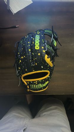 Wilson Curious SAVANNAH GEORGE GLOVE (A2000) 