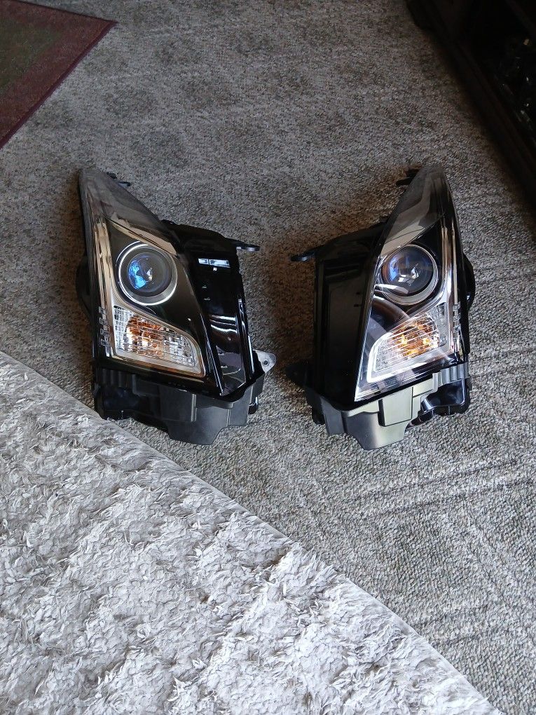 Headlights for a Cadillac https://offerup.com/redirect/?o=QVRTLk5ldw==