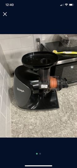 Selling Ninja Smoothie Maker 
