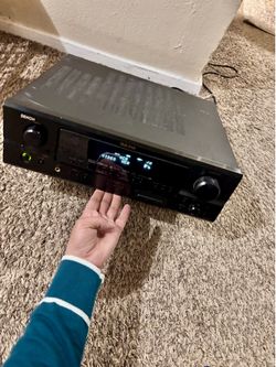 Denon audio receiver stereo like new