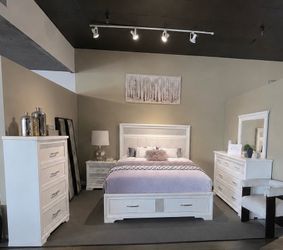 4 PCS QUEEN BEDROOM SET: QUEEN BED FRAME, NIGHTSTAND, DRESSER, MIRROR