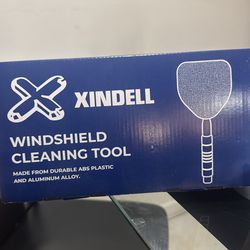 Windshield Cleaning Tool