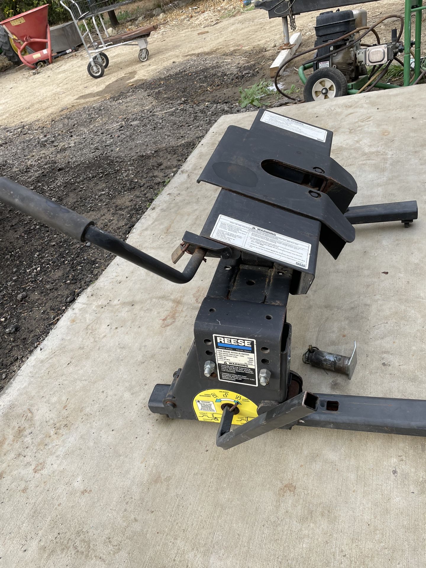 Reese 16,000 Lb 5th Wheel Hitch