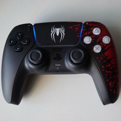 PS5 DualSense Spider-Man 2 Limited Edition Controller