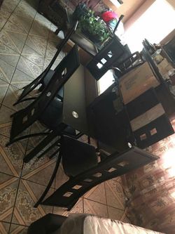 NEW LEATHER 6 CHAIRS DINING TABLE WITH DELIVERY