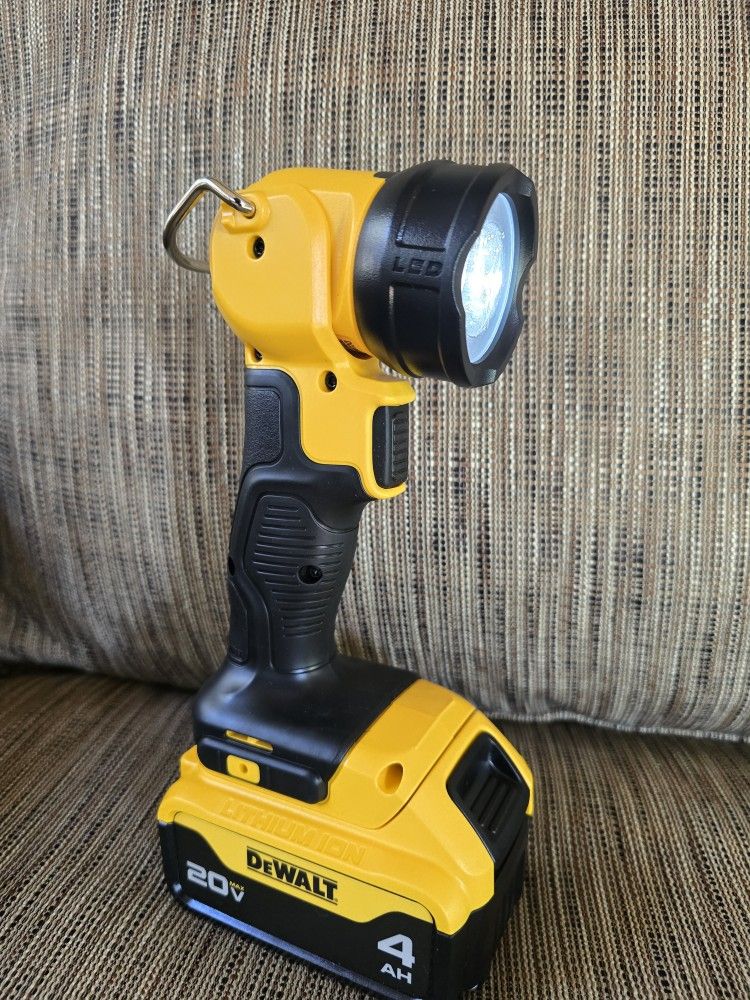 20V MAX Cordless LED Work Light (Tool Only)