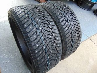 2 New 245 40 19 Nokian Hakkapeliitta10 Studded Tires 98T XL Date 2022