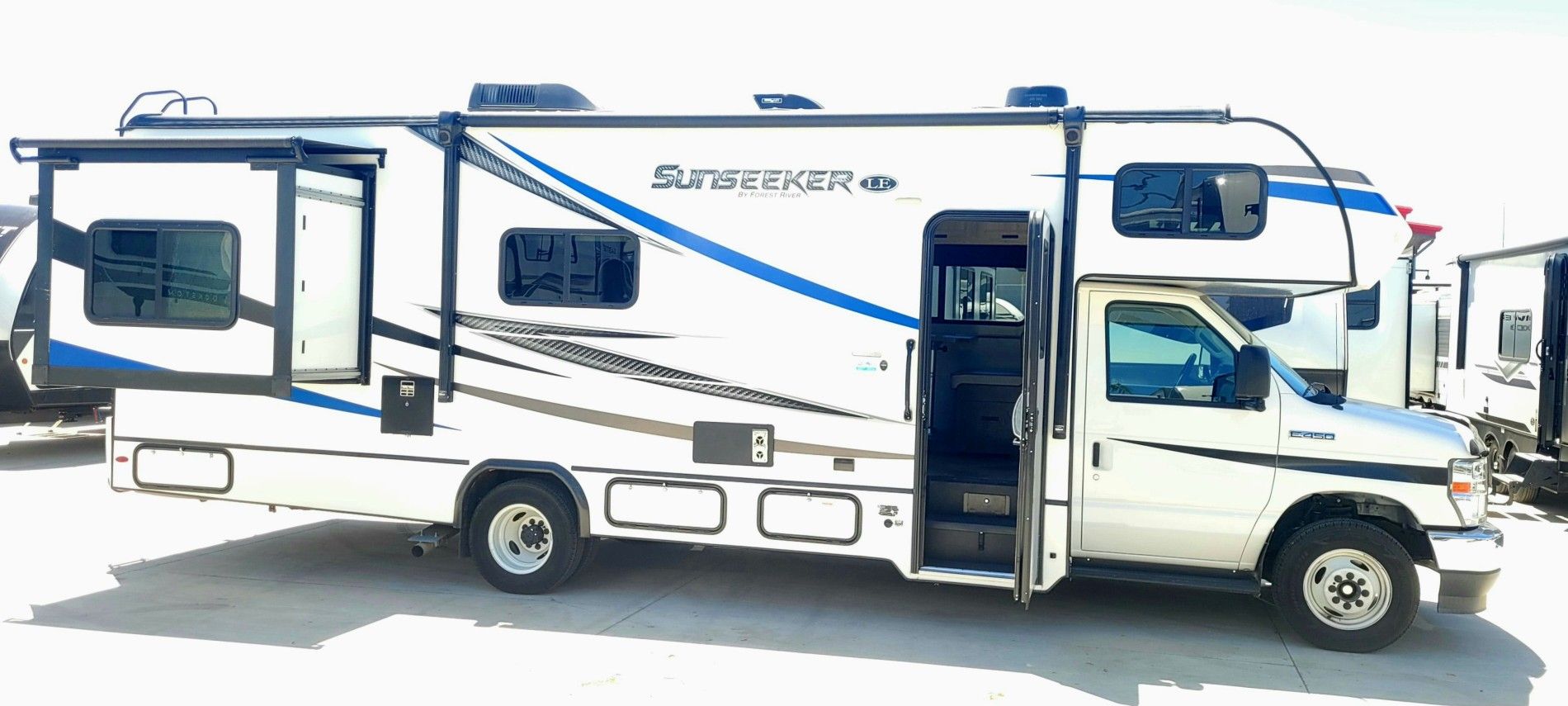 2021 Sunseeker by Forest River 2550DS
