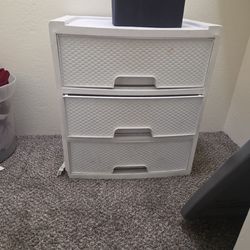 med size drawers