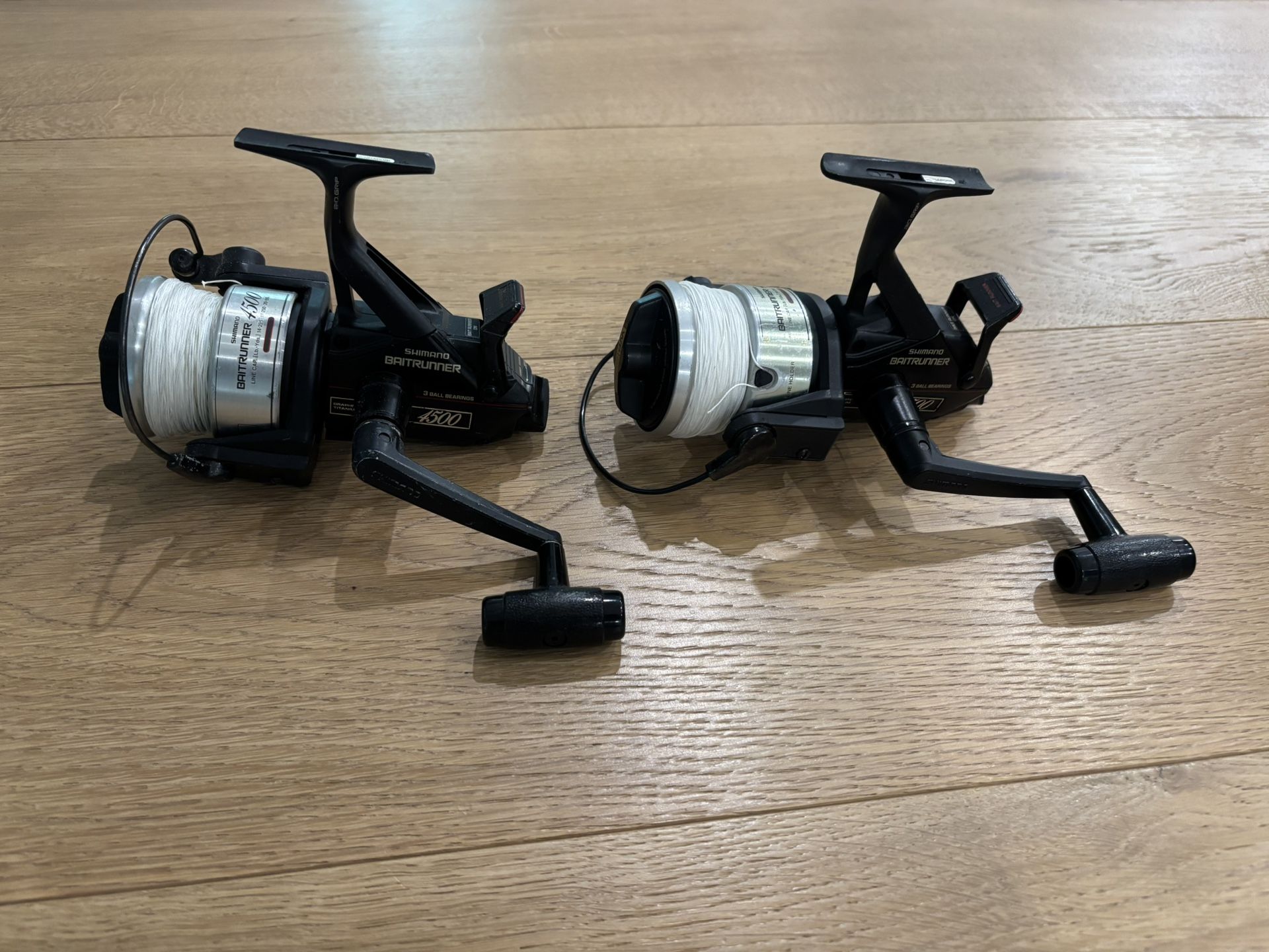 Pair of Shimano baitrunner 4500 Fishing Reels - www.joarbit.com