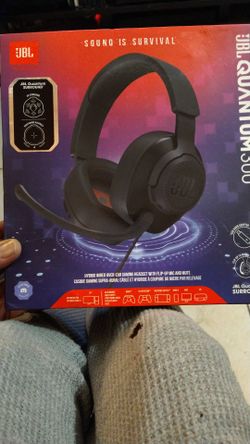 JBL QUANTUM 300 WIRED HEADPHONES