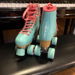 Impala Roller skates.      like new size 7