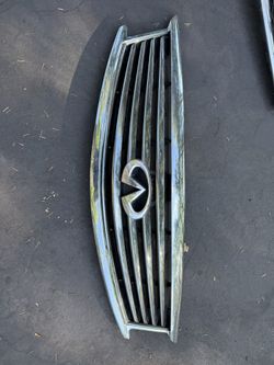 Infiniti Frond Grille 