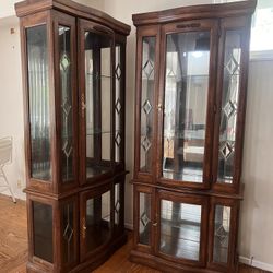Display Cabinets 