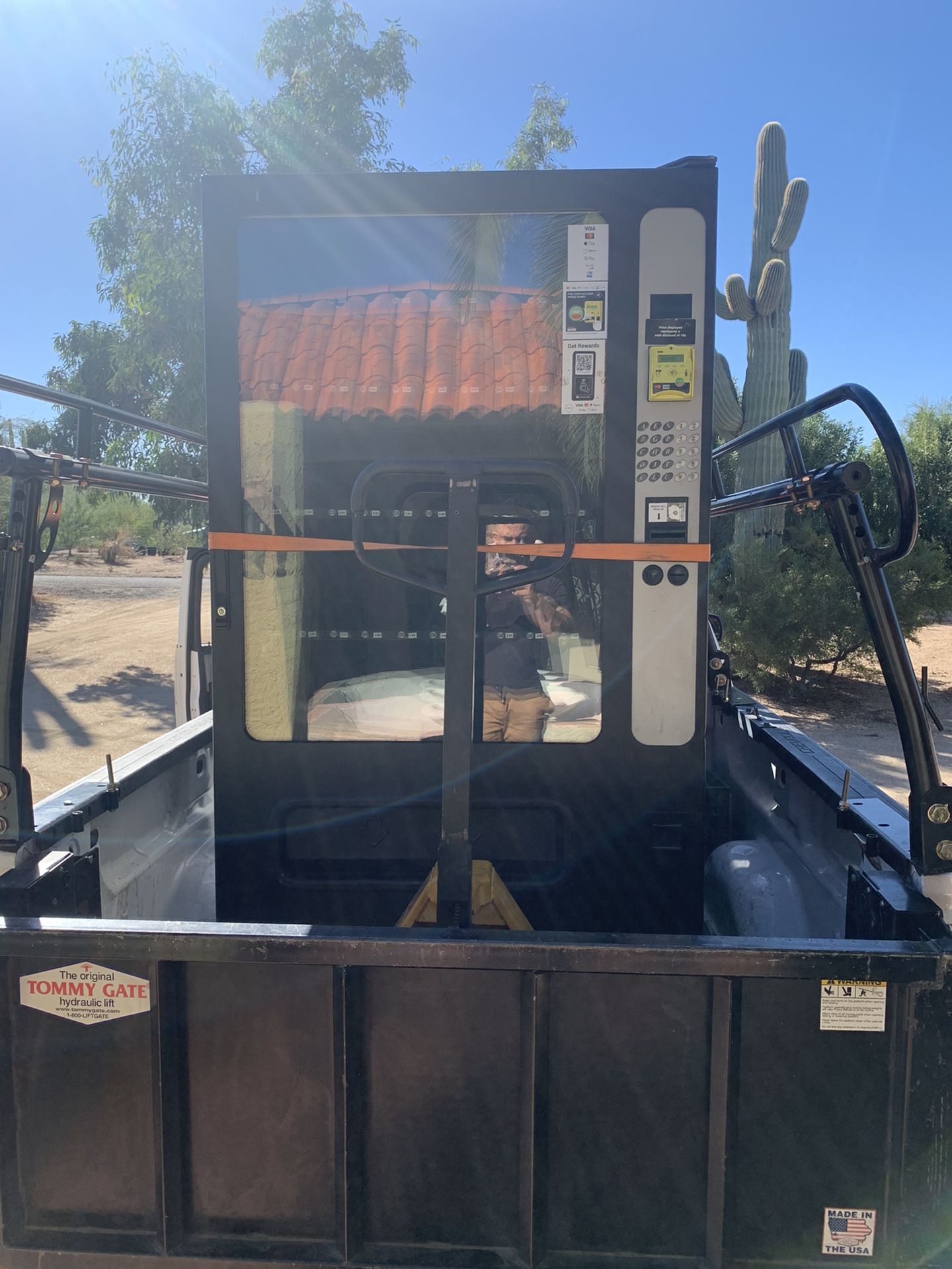 Vending Machine & Heavy Appliance Moving