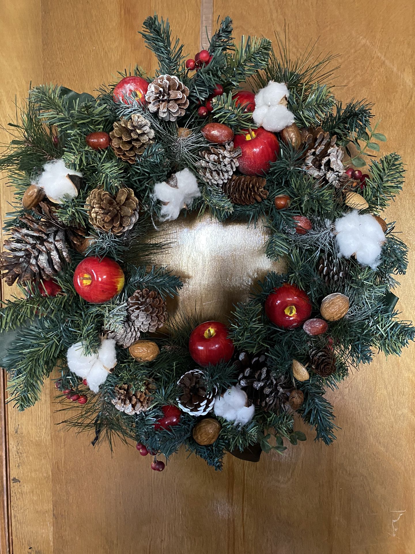 Apple, cotton, pinecones wreath