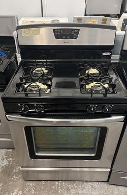 Like New Amana Gas Stove - GREAT condition!