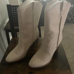 Women’s Boots 