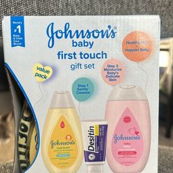 Johnson’s baby first touch gift set