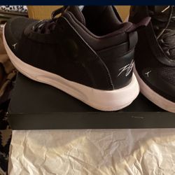 Jordan’s Jumpman Size 11 Man. (No Box. )