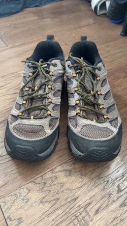 Size 11 Men’s Merrell Moab 3