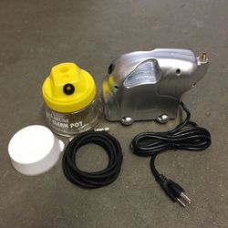 New in box $30 mini airbrush compressor with glass cleaning pot air hose 