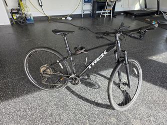 Trek POLICE L BK 2020