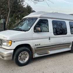 1999 Ford Van