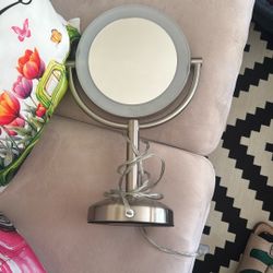 brookstone mirror