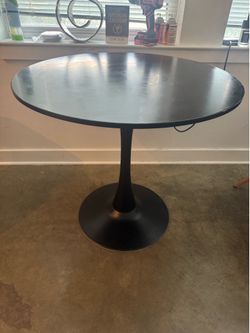Round table
