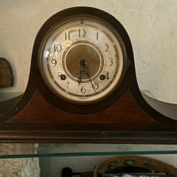 Antique Mantle Clock