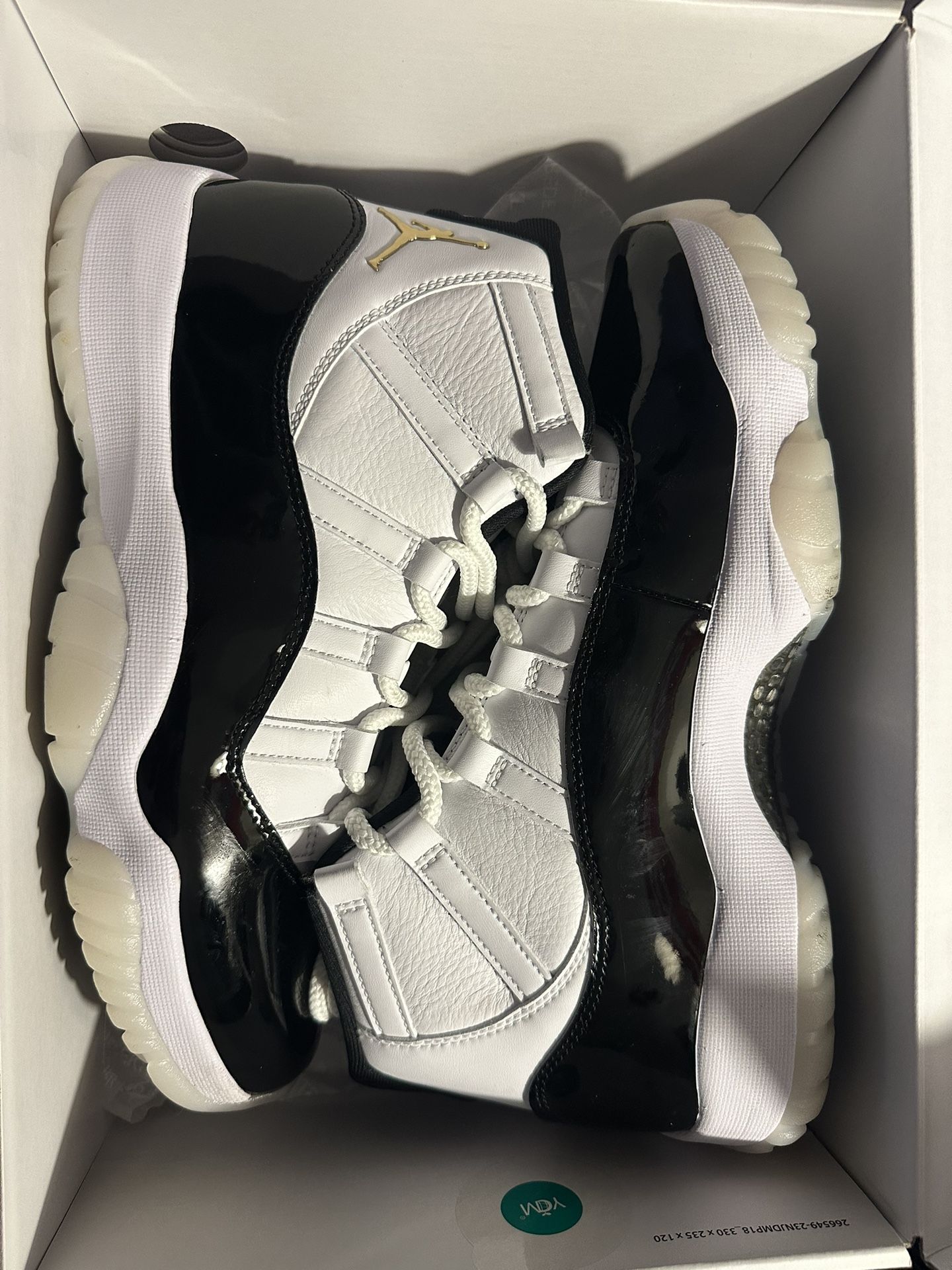 Jordan 11 Gratitude 