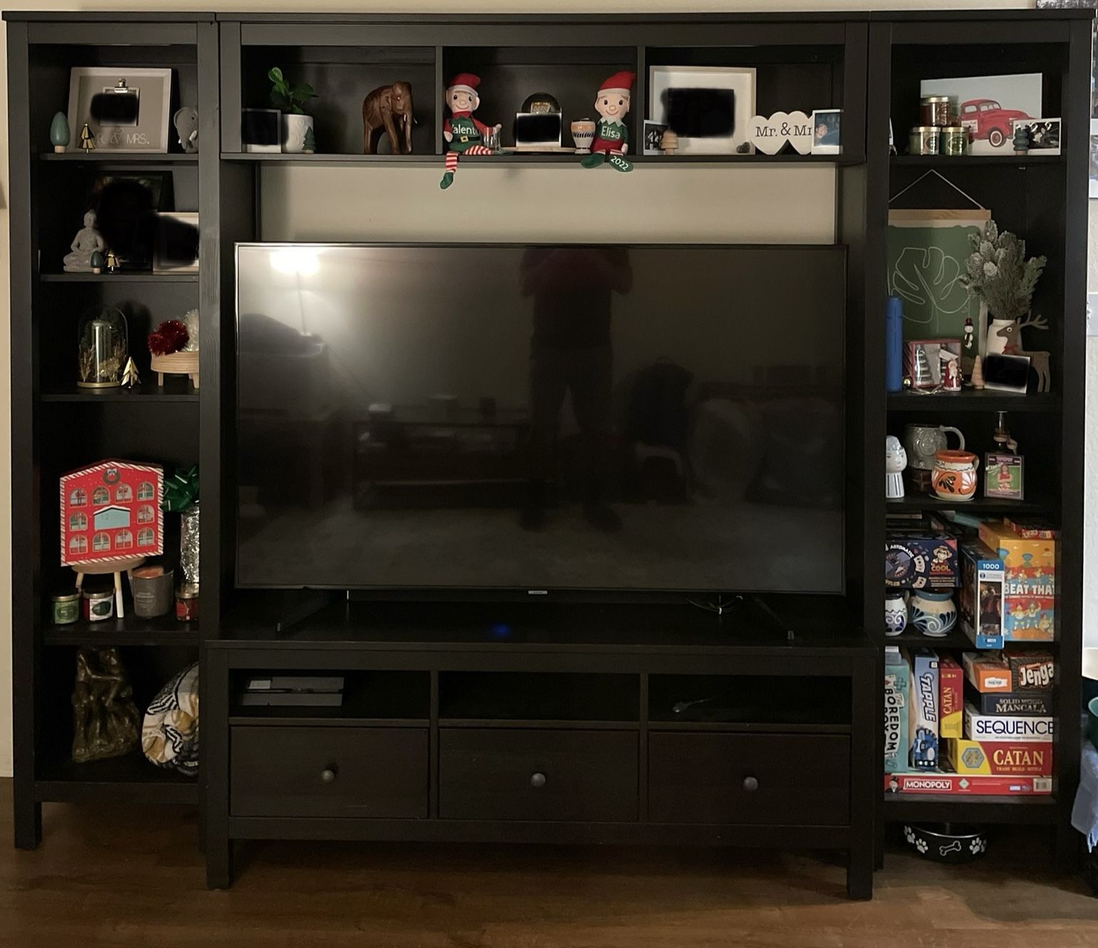 HEMNES Entertainment Center