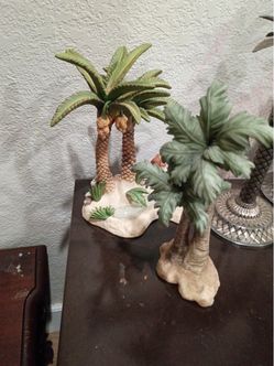 Resin Palm Tree Figurine Sculpture