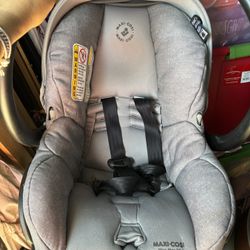 Maxicosi Car seat $50