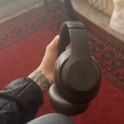 Beats Headphone