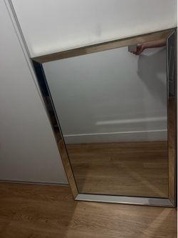 Crystal gallery mirror