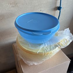Tupperware 